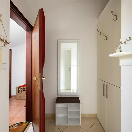 Apartment Sunny